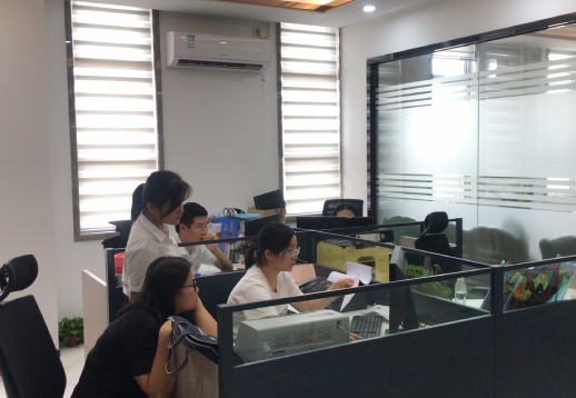 辦(ban)公(gong)區