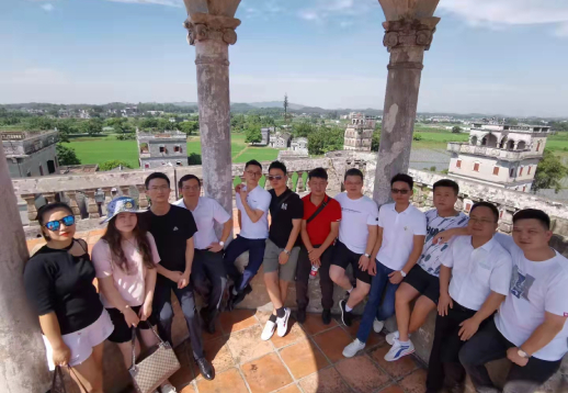 活(huo)動(dong)郃炤(zhao)